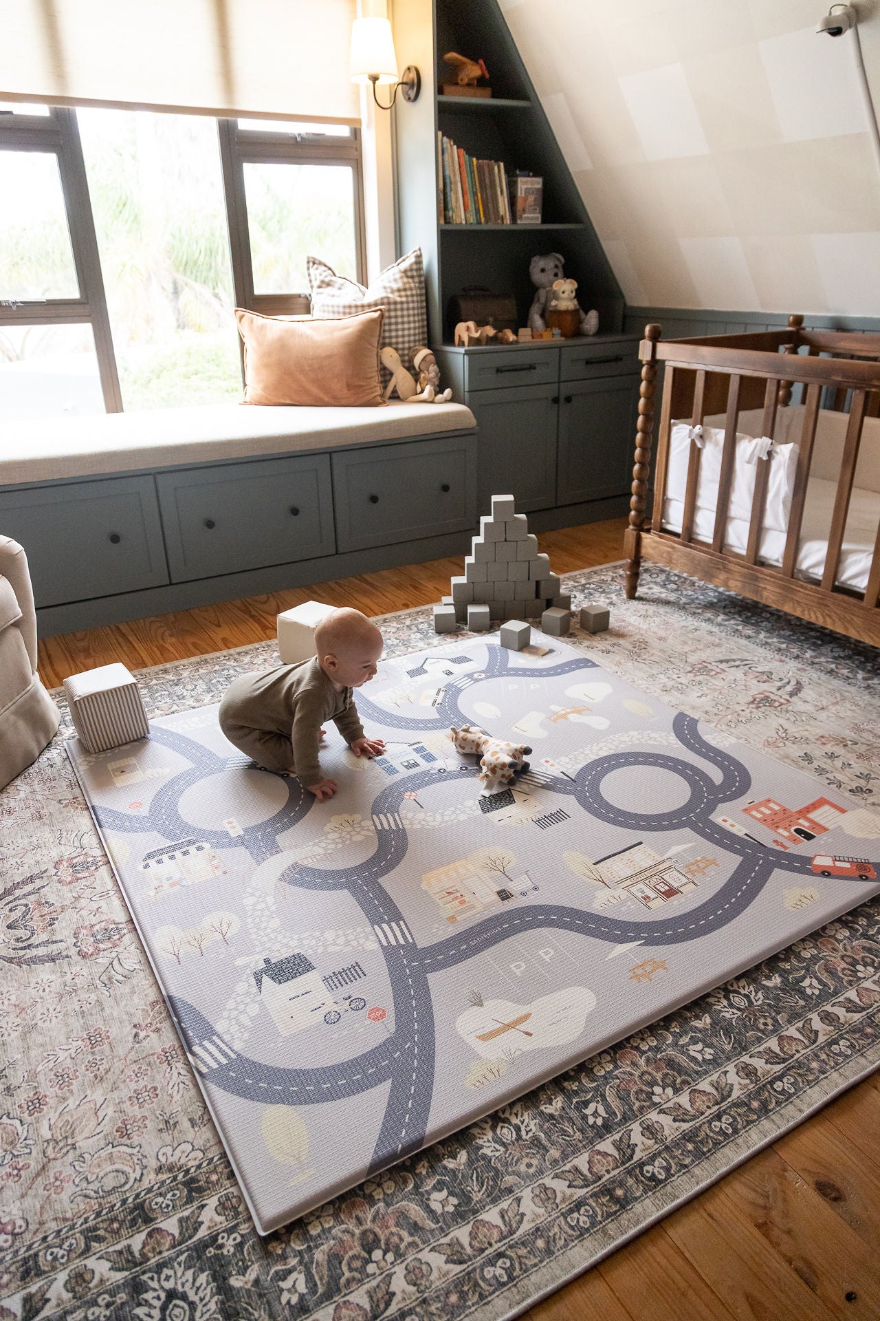 Town Track/ ABC Storybook (Grey)
