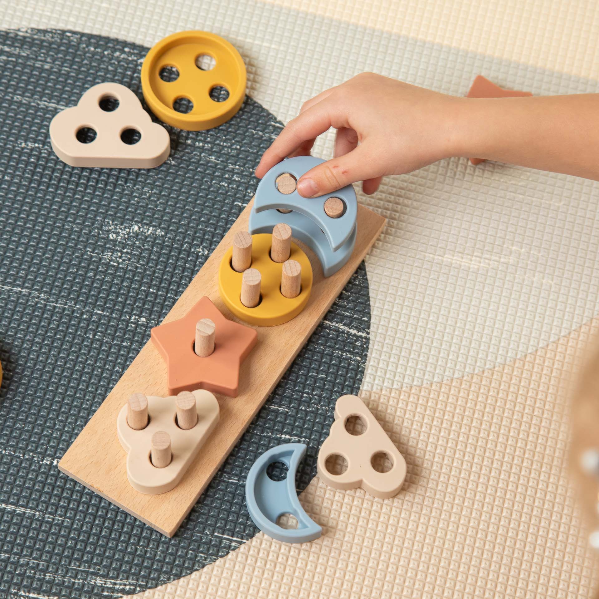EDUCATIONAL TOYS