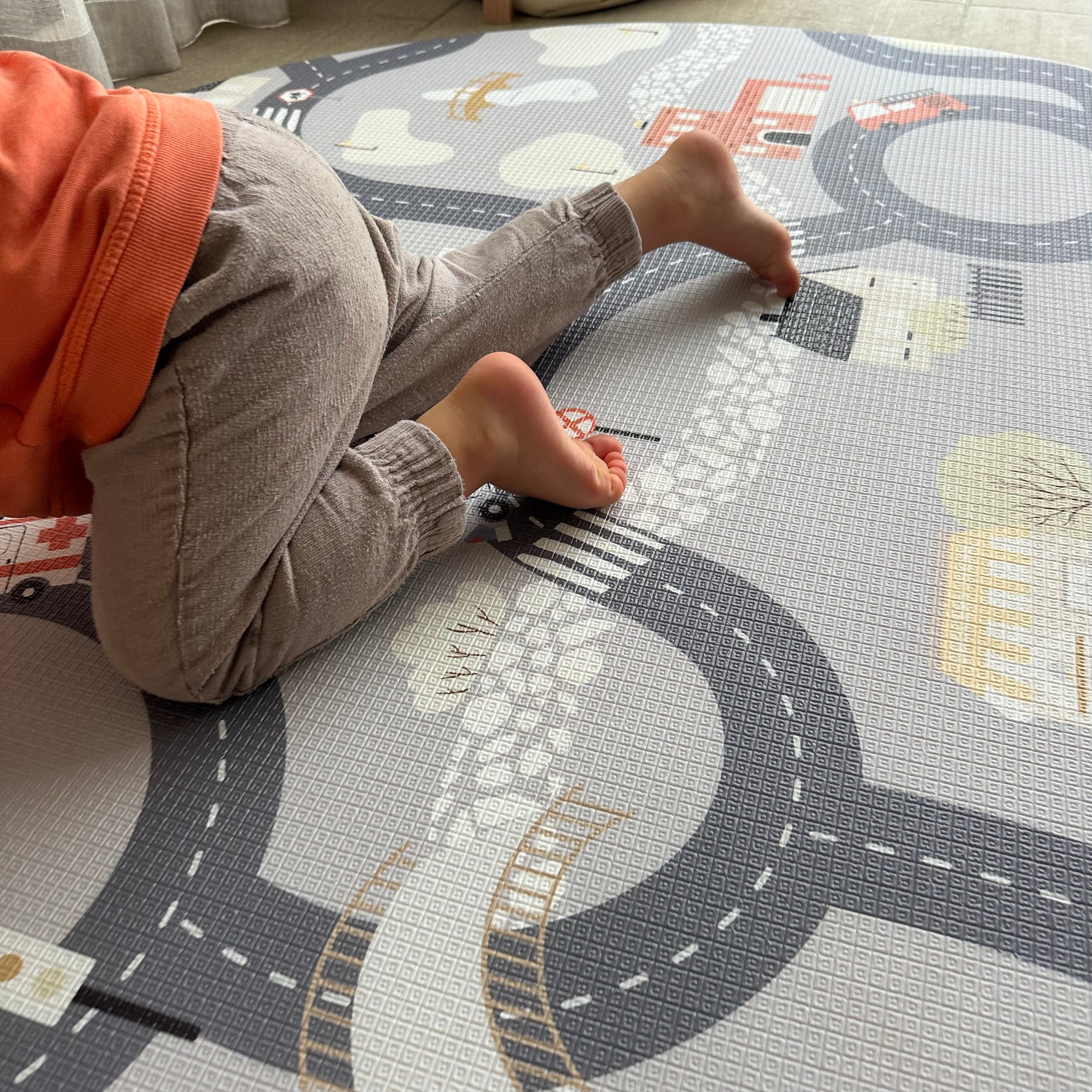 Town Track/ ABC Storybook (Grey)