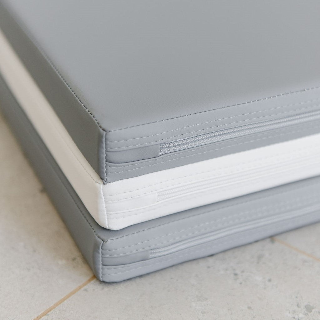 Luxe Folder - Grey